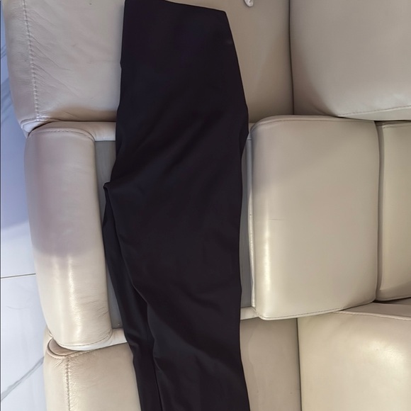 Lululemon Black Pants Size 12 - Picture 2 of 8